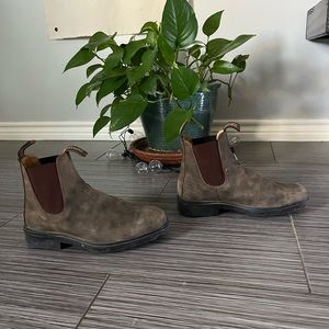 Blundstone. 1306 Chelsea Boot. Rustic Brown.